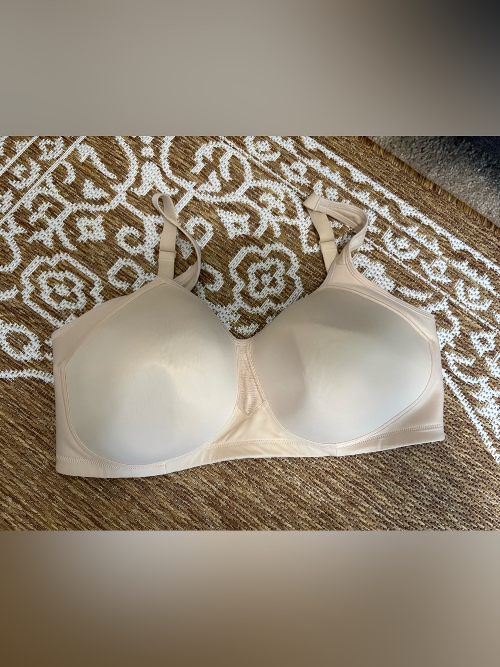 Vanity Fair Women Bra 40DDD beige 71500 wireless padded adj straps